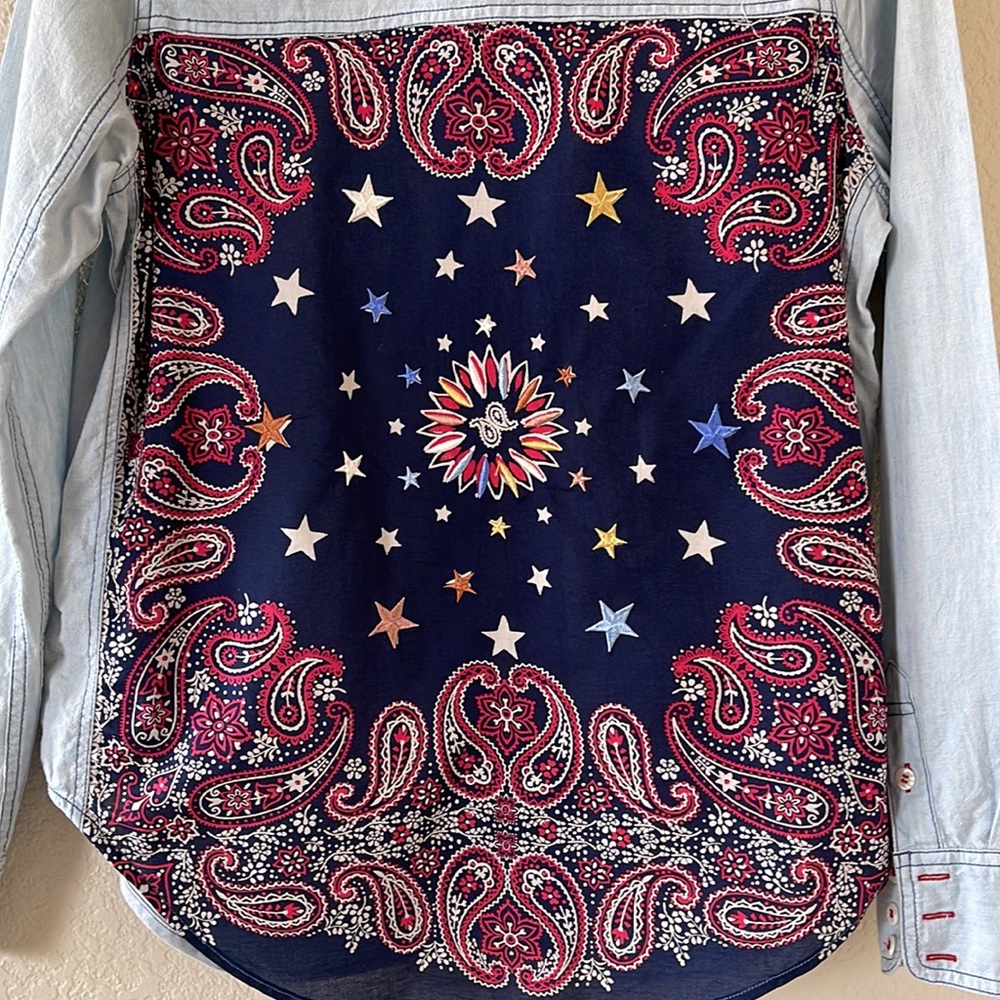 Free People Bandana Bandit Denim Shirt Button-Down Top Size XS - Picture 5 of 13